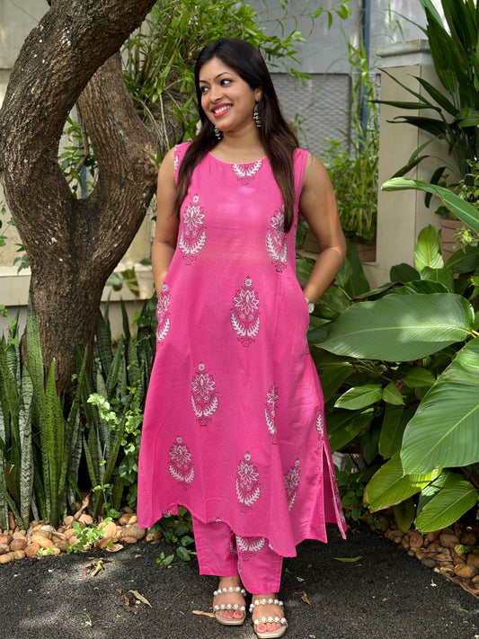 Pink Dabu Print Co-ord Set  - (With Attachable Sleeves)