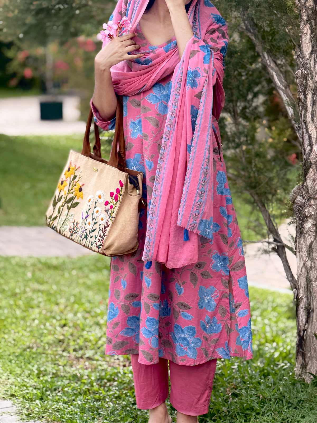 Dusty Rose Kurta Set with Dupatta  Product Code : ROSEKS130
