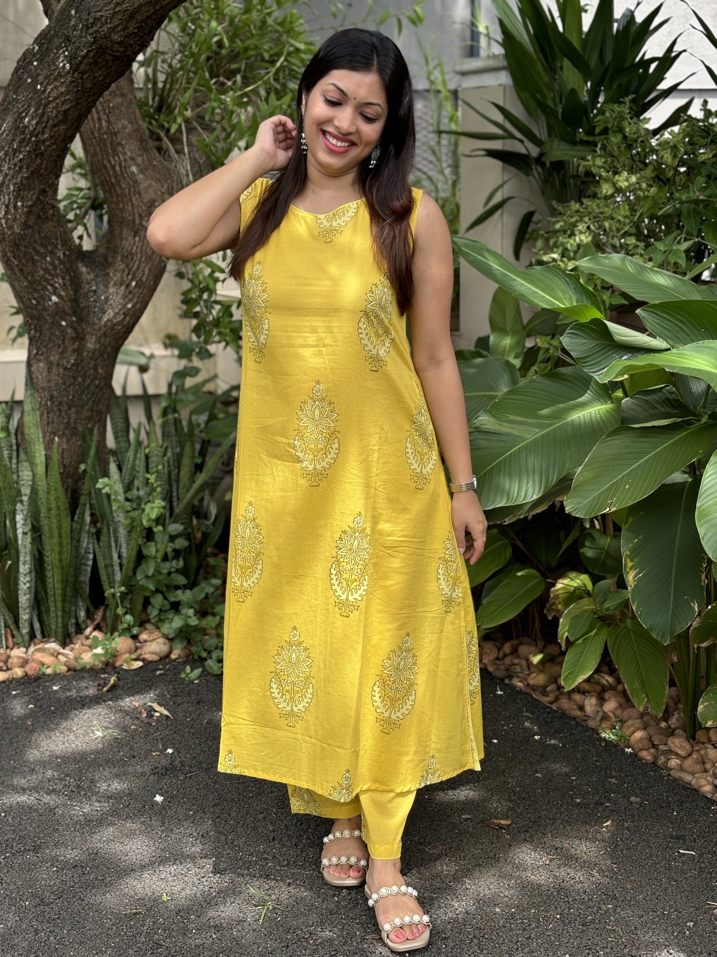 Yellow Dabu Print Co-ord Set  - (With Attachable Sleeves)