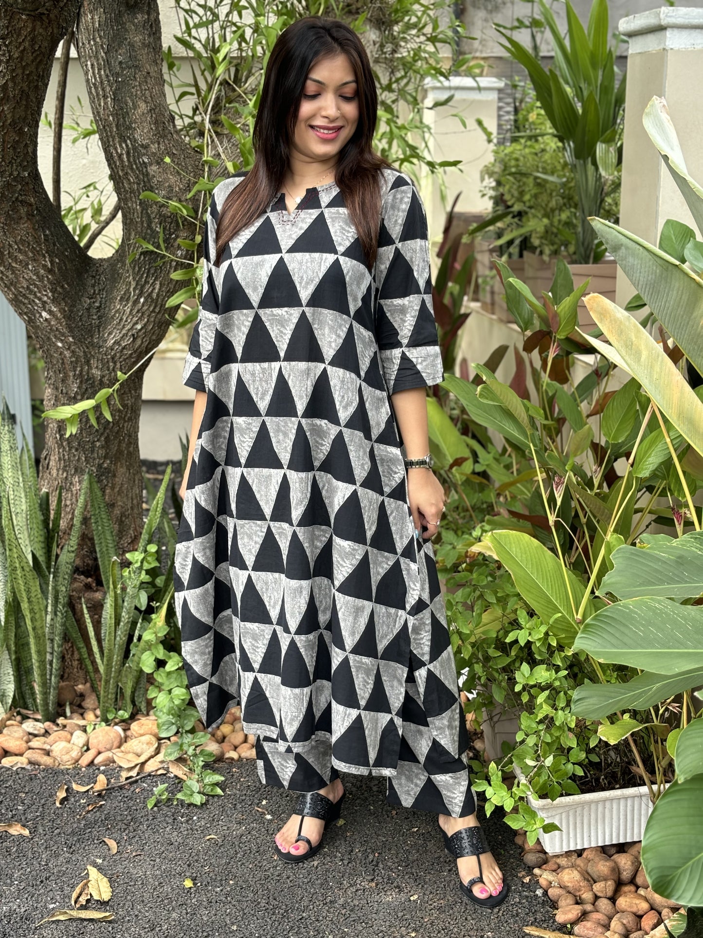 Black and Grey Triangle Print Cotton Co-ord Set