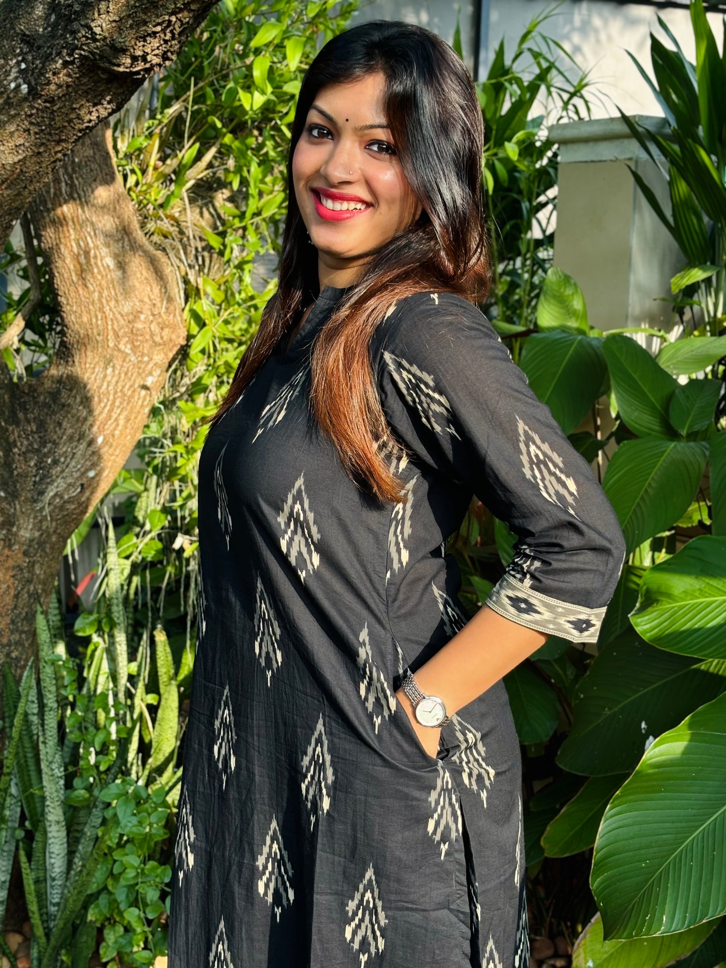 NEW! Black abstract print with sleeves border style co-ord set